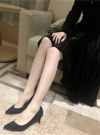 Langham Hall Hotel Temperament and intellectual lace dress meat silk black high heels(11)